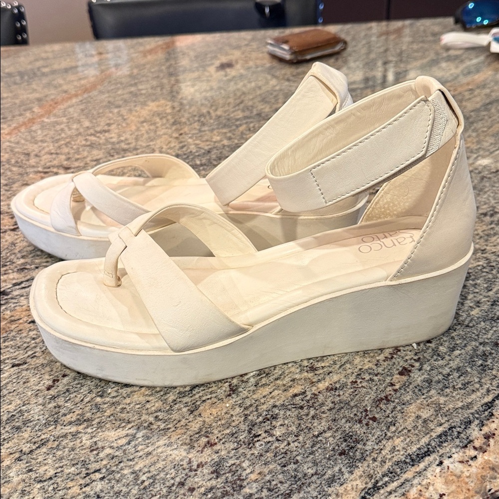 Franco Sarto Women's creamy White Strappy Sandals - Picture 2 of 4